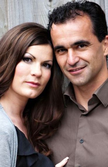 Beth Thompson with husband Roberto Martinez young picture